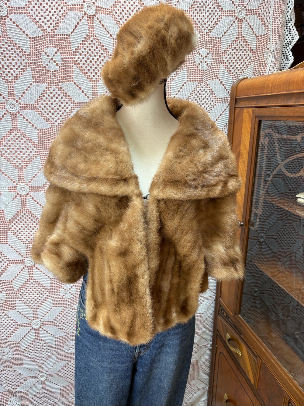 Vintage Canada Mink Majestic Pastel Fur Stole & Matching Hat Set